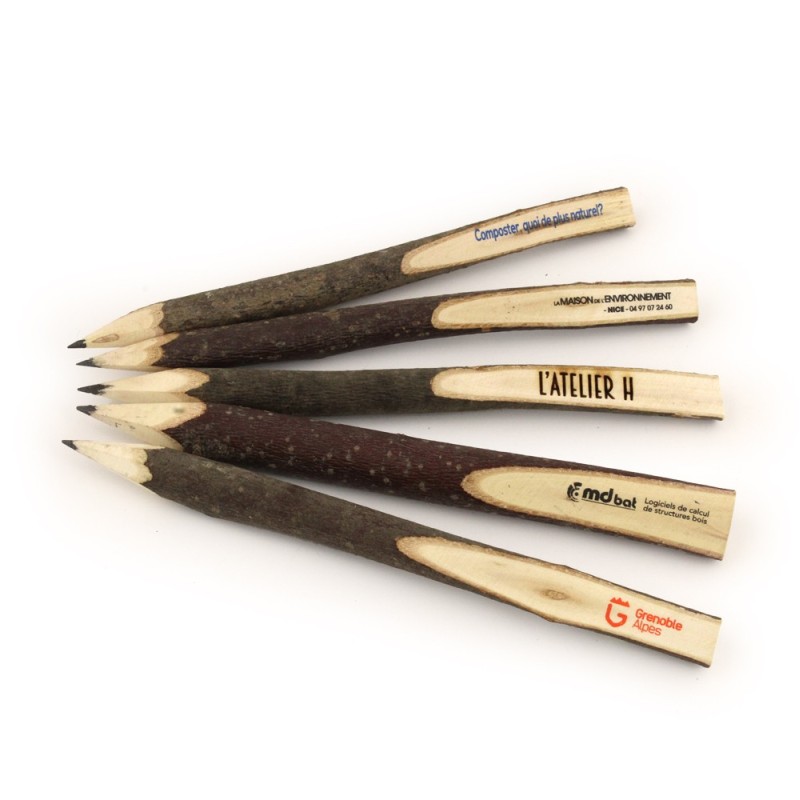 Crayon en bois brut mine graphite ou mine bille