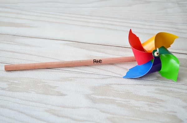 Crayon bois eolienne - ailettes - 1