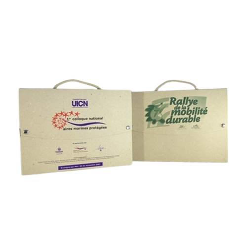 Mallette en carton recyclé