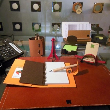 Carte Tour Eiffel en cuir recyclé - Made In France -