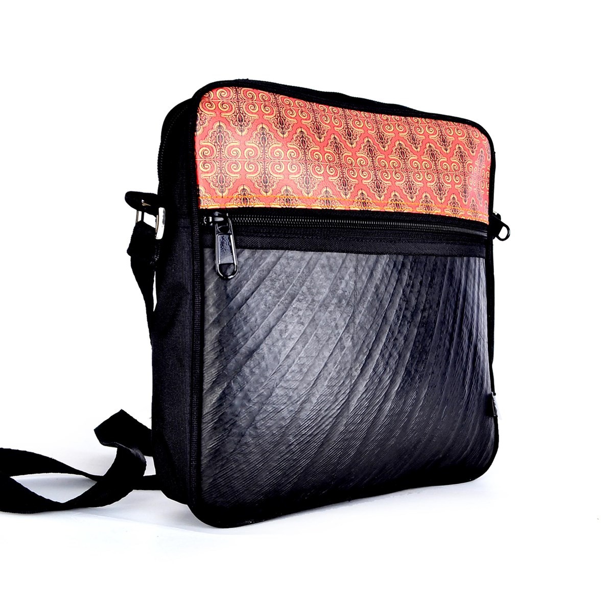 Sac bandoulière en pneu recyclé vegan -