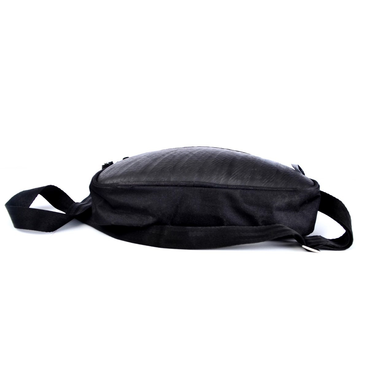 Sac bandoulière en pneu recyclé vegan -