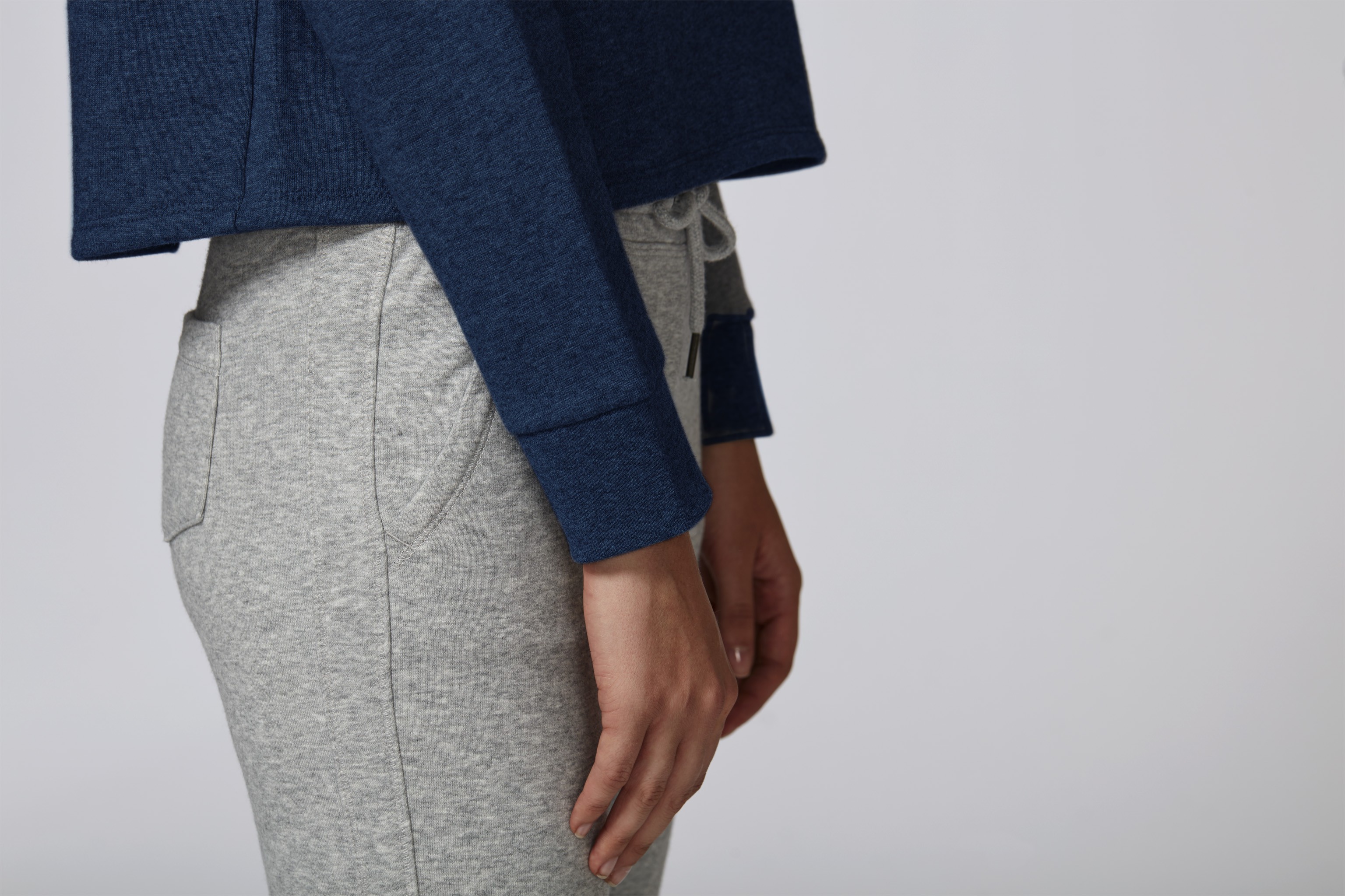 Sweat-shirt crop en coton 100% bio -