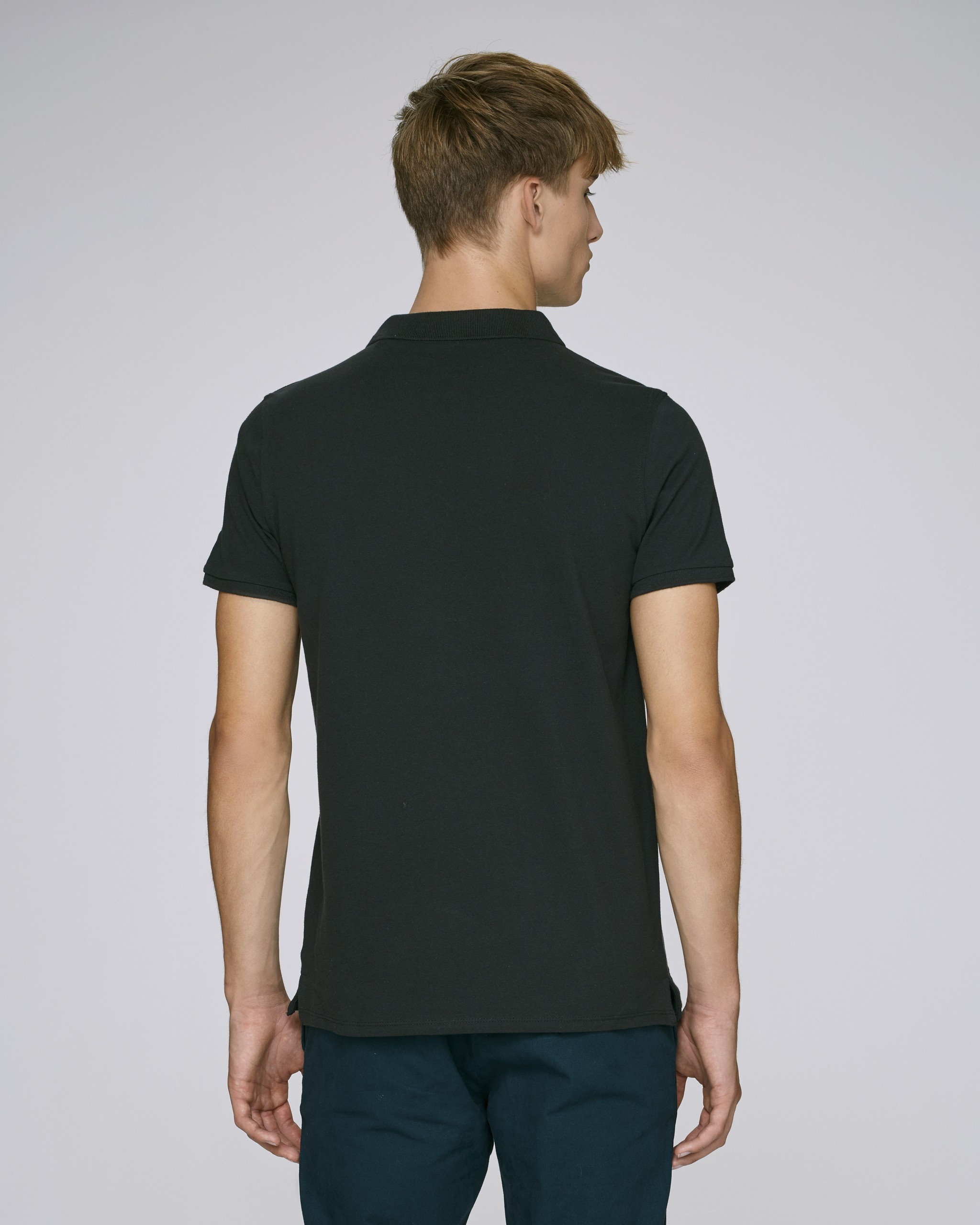 Polo homme 100% coton bio, coupe décontractée avec poche -