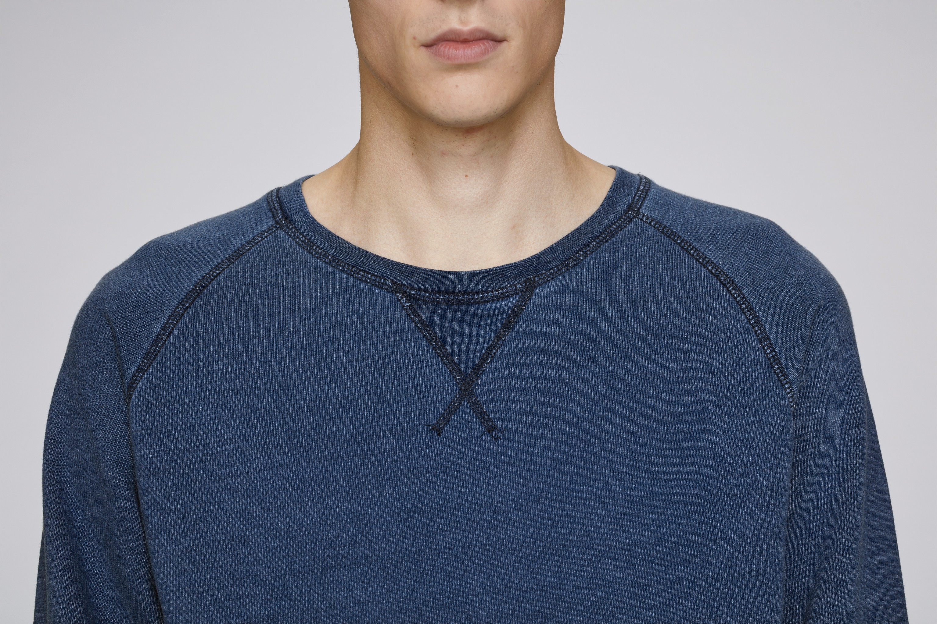 Sweat-shirt denim en coton bio à col rond -