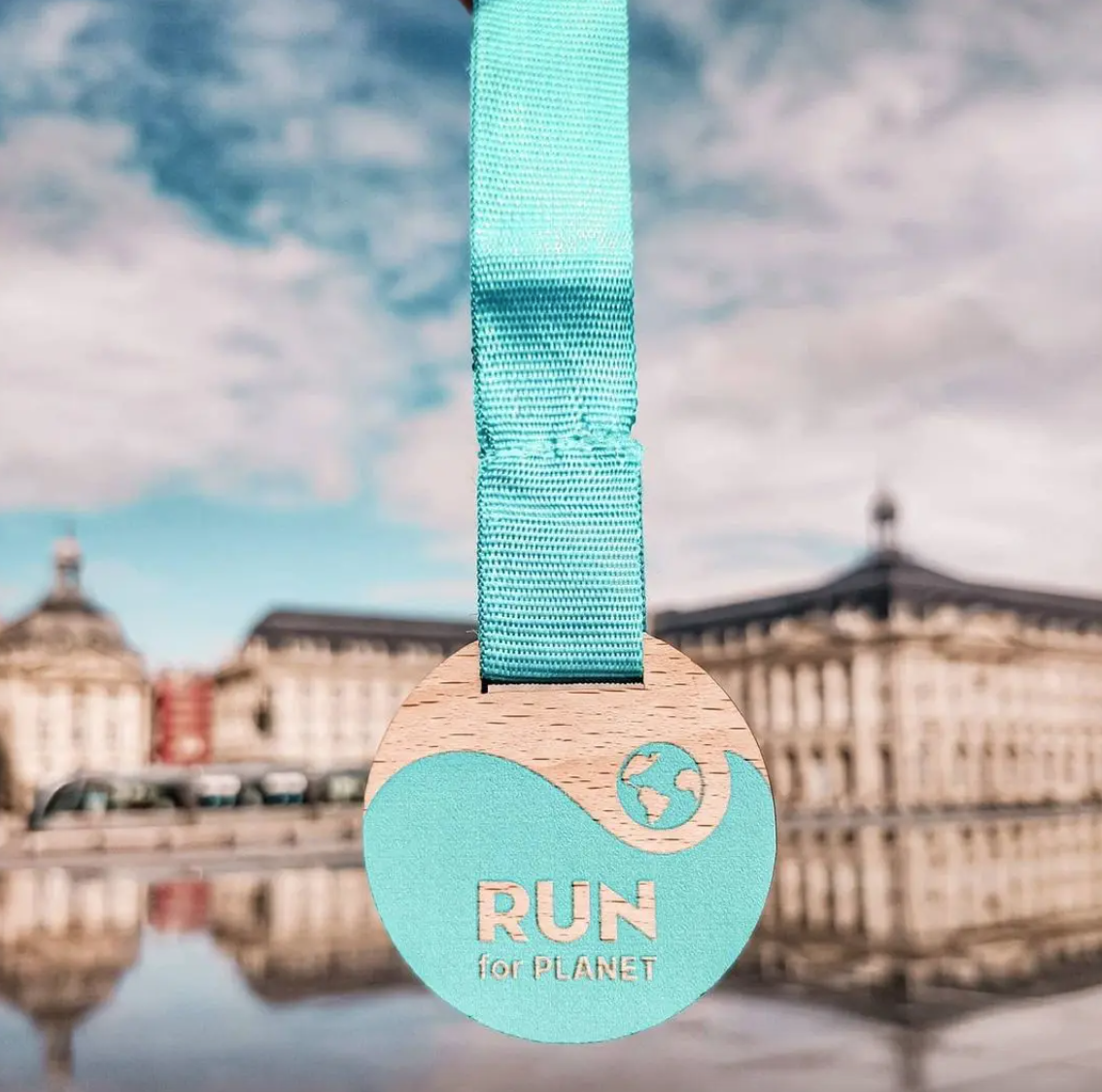 Médaille en bois made in France - 4