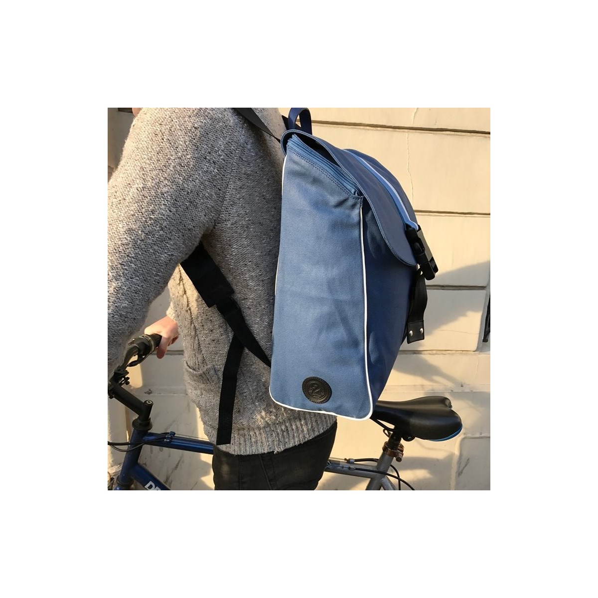 Sac à dos bleu imperméable - Eugène T4 -