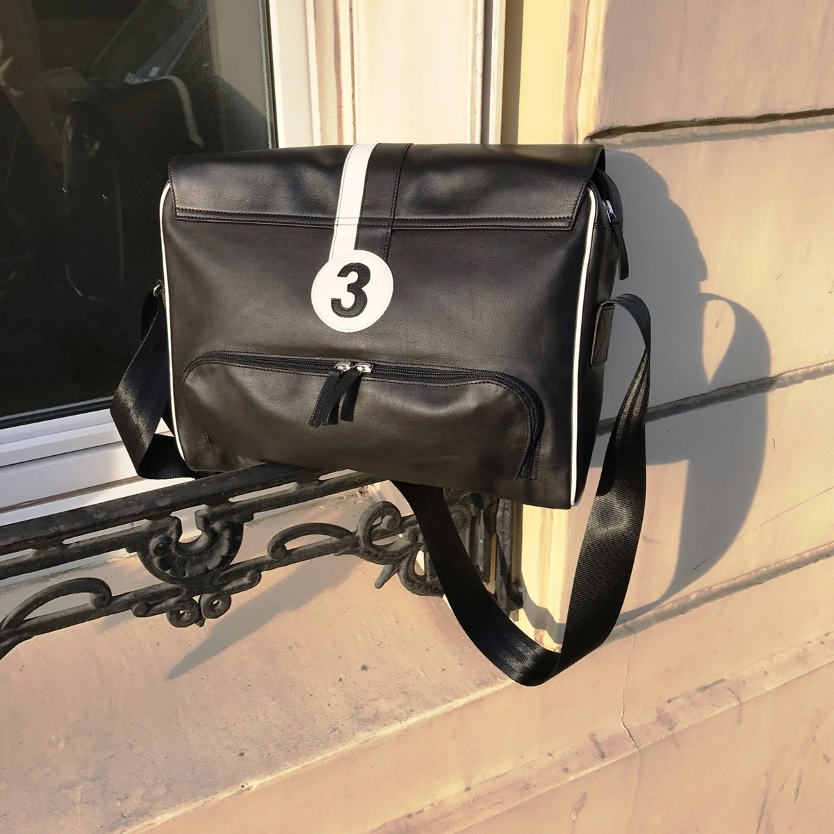 Sac besace cuir noir vélo - Jacques N3 -