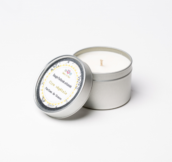 Bougie naturelle Fleur de Tiaré. -