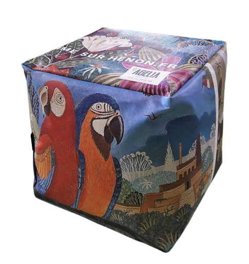 Pouf cube en bâche upcyclée