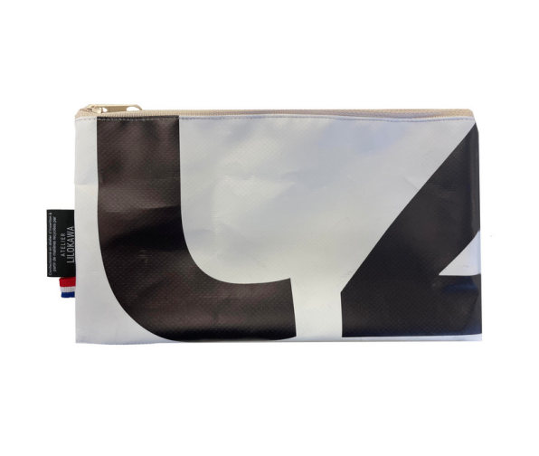 Pochettes en jute, bâche ou toile de kakemono upcyclée