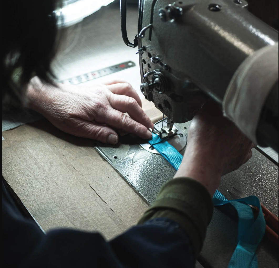 Médaille en bois à planter made in France - 4