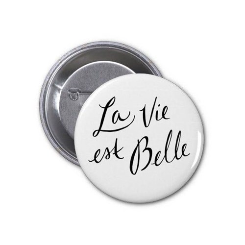 Badge à épingle rond made in France.