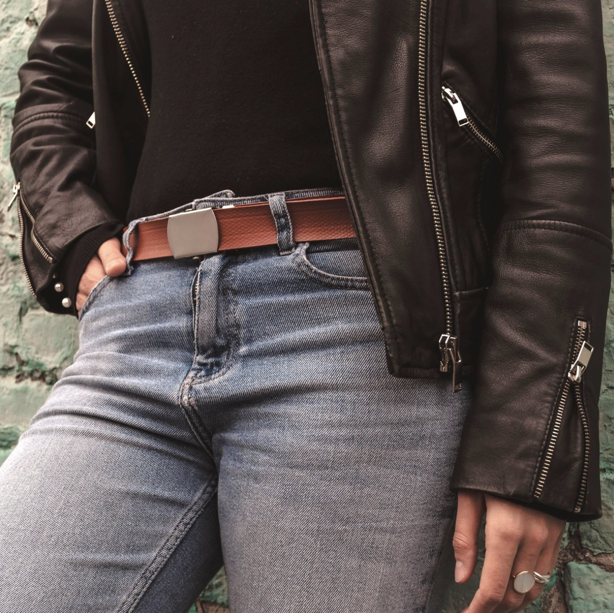 Ceinture upcyclée en lance incendie de pompier made in France - 9