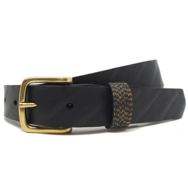 Ceinture upcyclée auto-réglable en pneu de voiture made in France