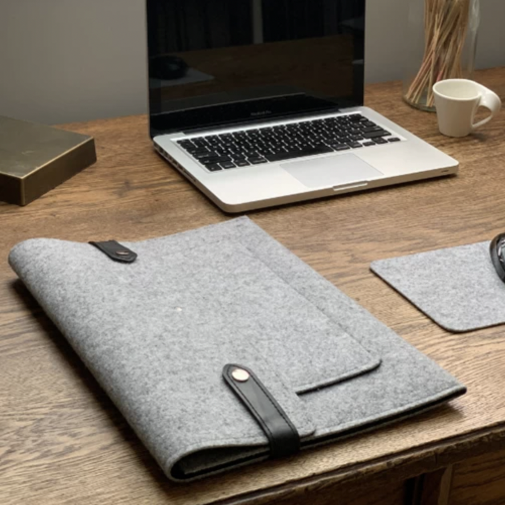 Pochette ordinateur upcyclée et Made in France - 6