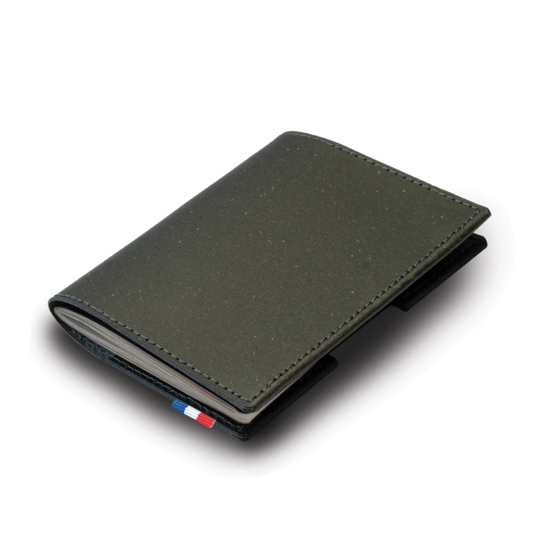 Porte passeport en cuir recyclé personnalisable Made in France - 3