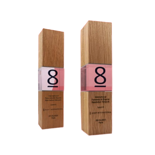 Trophée en bois sur-mesure colonne Made in France