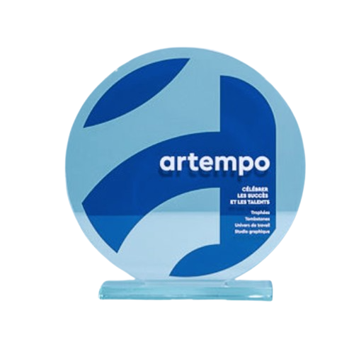 Trophée en verre sur-mesure Made in France