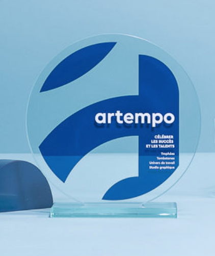 Trophée en verre sur-mesure Made in France - 2