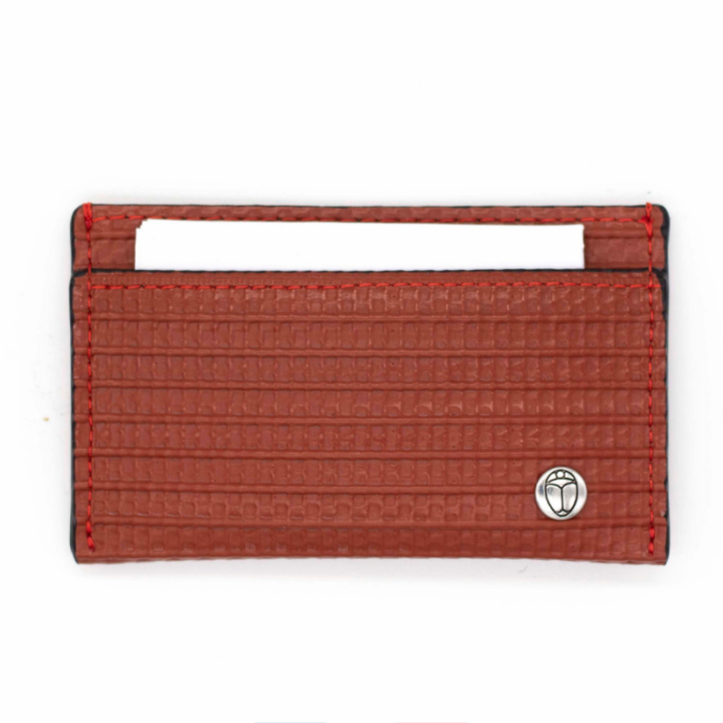 Porte-cartes en lance à incendie, upcyclé en France - plusieurs couleurs