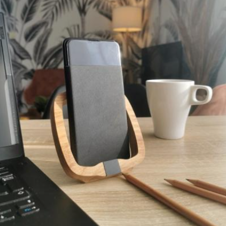 Porte téléphone Epsilon en chêne Made in France - 2