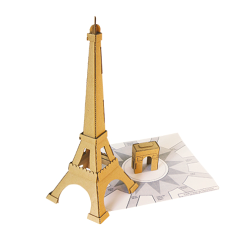 Construction d'une Tour Eiffel Géante
