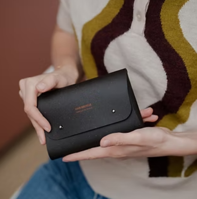 Pochette cuir recyclé Made in France - 9