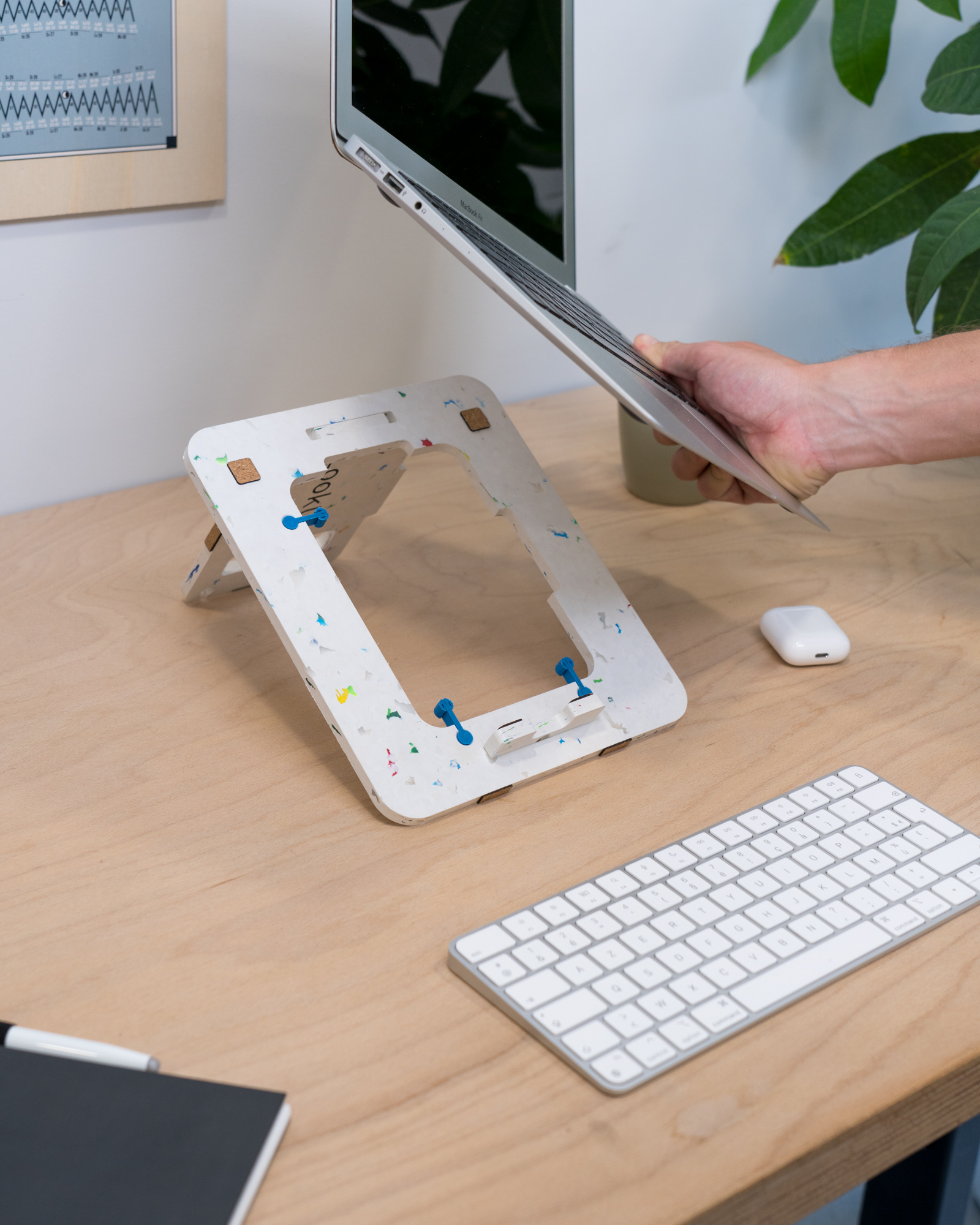 Support d'ordinateur en plastique recyclé Made in France - 3