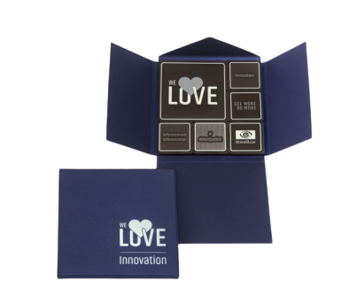 Pochette de 9 chocolats personnalisable fabriquée en France