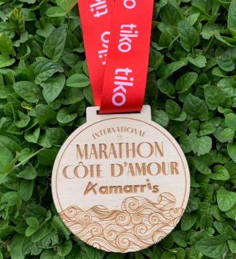 Médaille en bois contreplaqué -