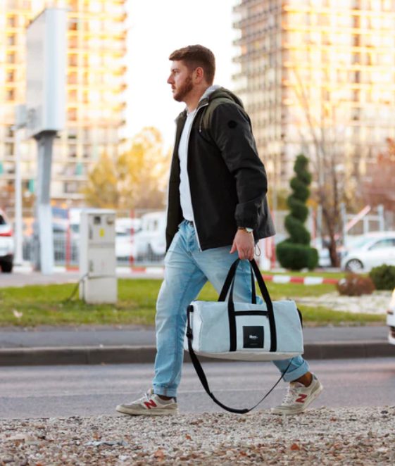 Sac de sport en bâche upcyclée - Resport -