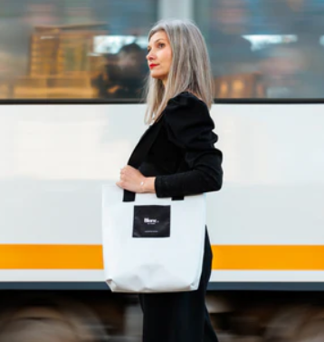 Tote bag en bâche upcyclée - Revive -