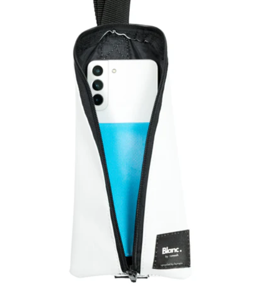 Sac banane en bâche upcyclée - Rebelt -