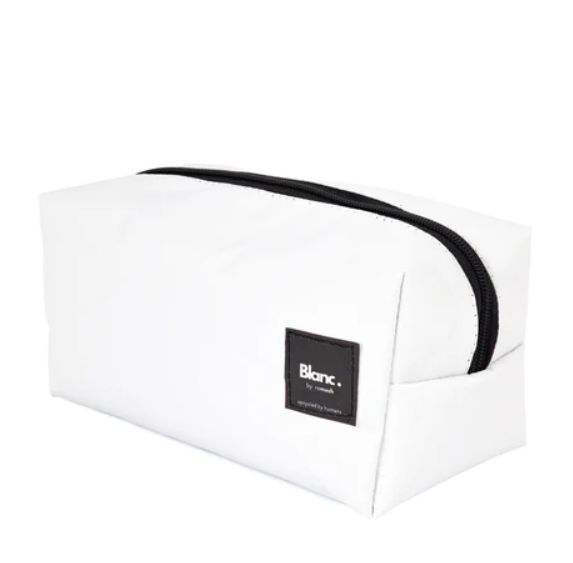 Trousse de toilette en bâche upcyclée - Revolve -