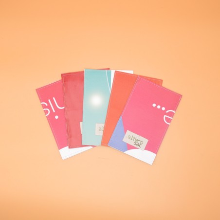 Porte-cartes en bâche upcyclée  -