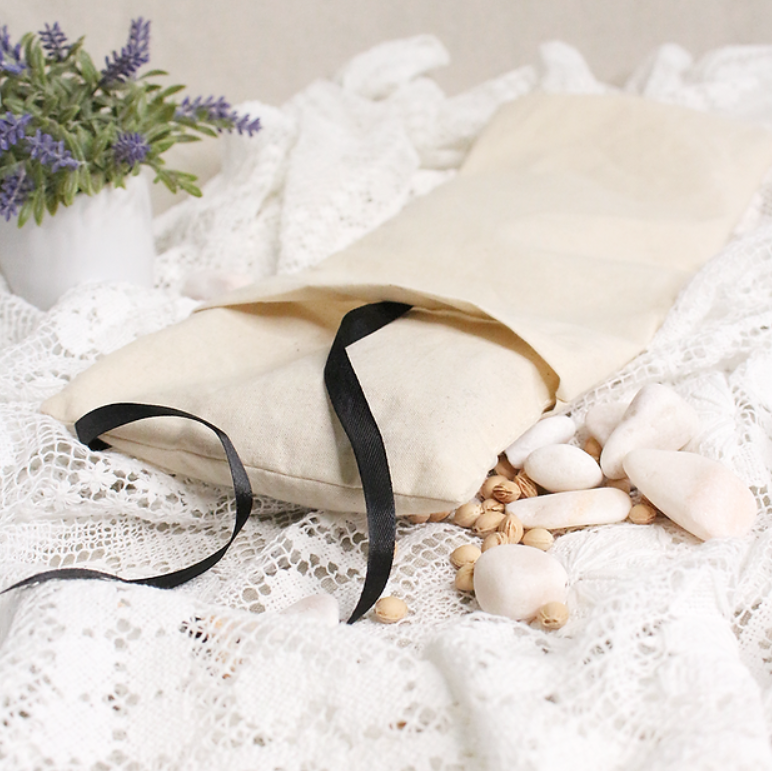 Bouillotte sèche avec noyaux de cerise -