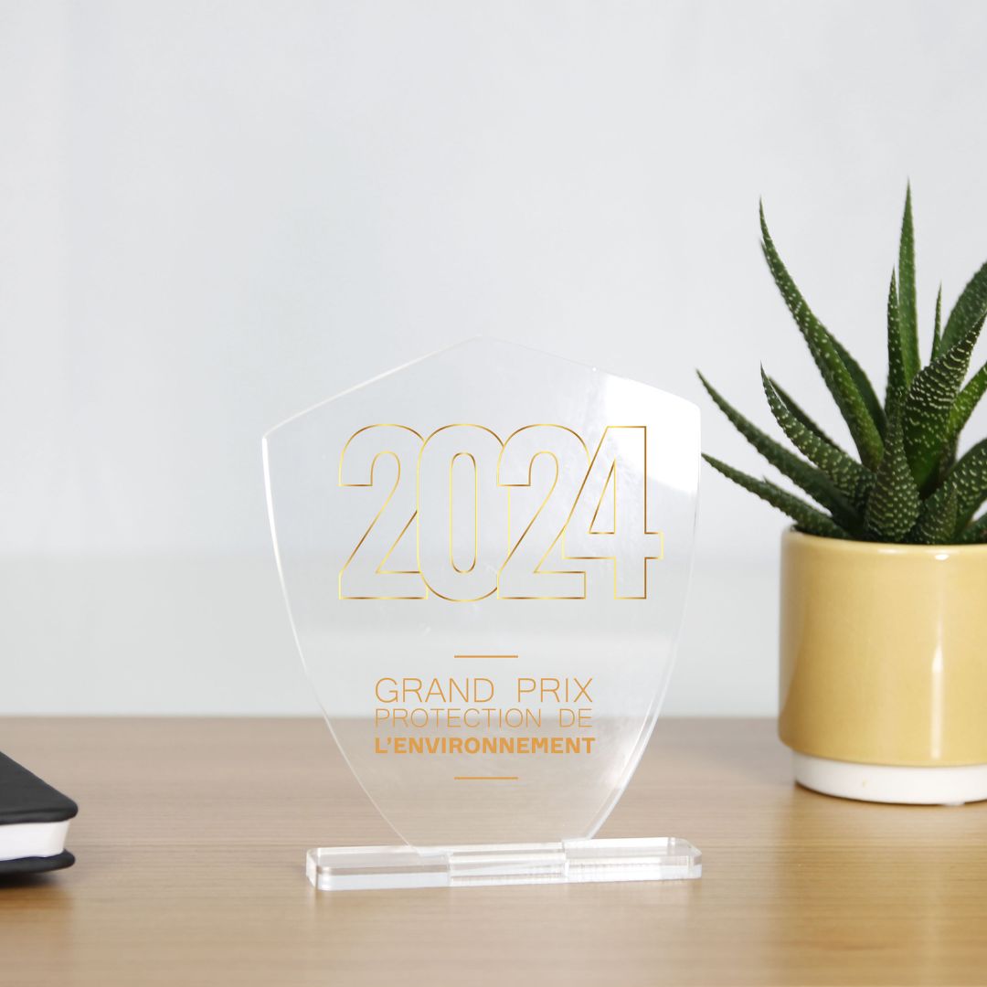 Trophée en plexiglas - Origine France Garantie -