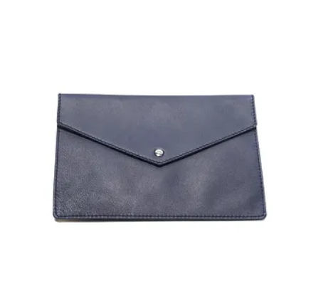 Pochette en cuir upcyclé sur mesure  -