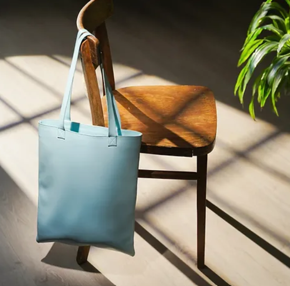 Totebag en cuir upcyclé sur mesure  - 7