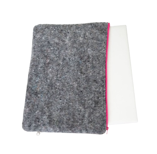 Pochette d'ordinateur à zip en textile upcyclé
