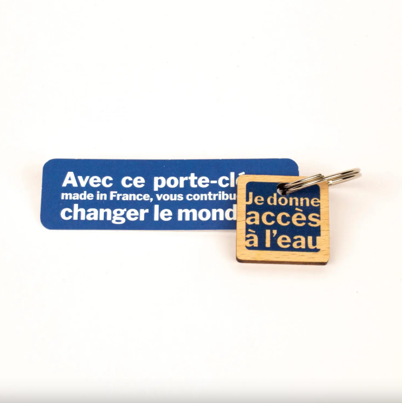 Porte-clés carré avec anneau en bois  - 3