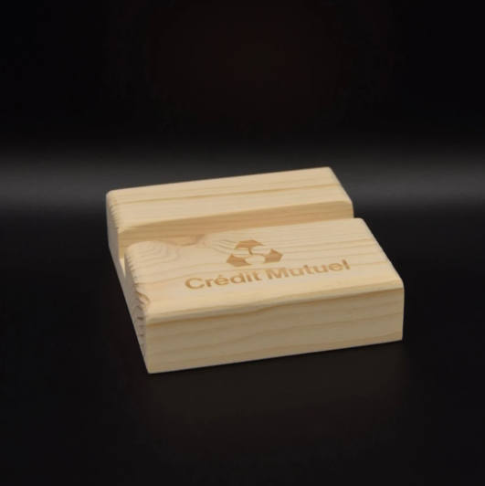 Support de téléphone en bois  - 2