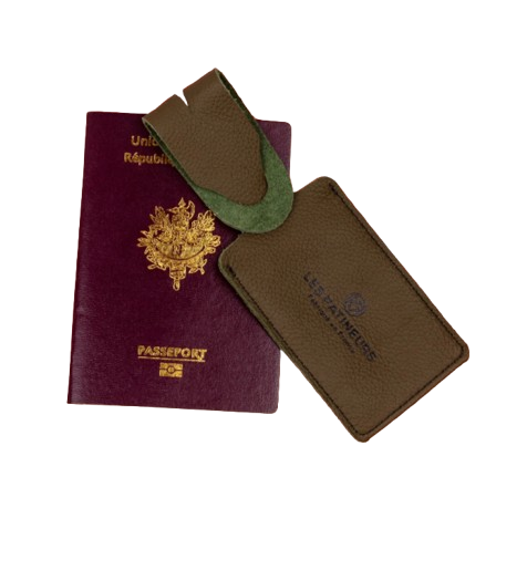 Etiquette à bagages en cuir upcyclé sur mesure