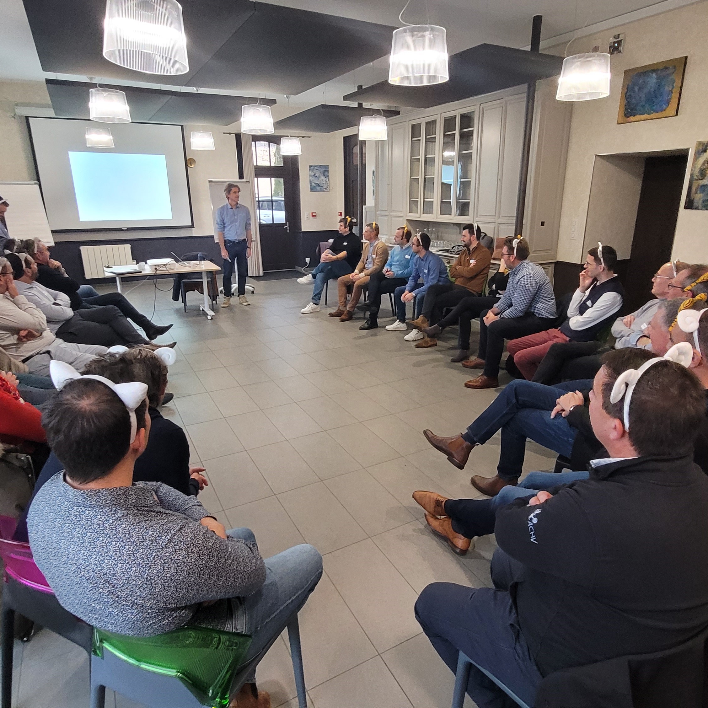 Livre/Conférence : "La vie rêvée de Nikola Tesla" - Yannick Roudaut  - 4