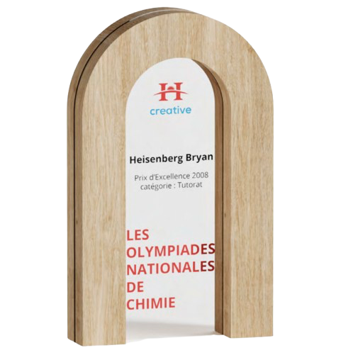 Trophée arche en bois et plexiglass fabriqué en France 
