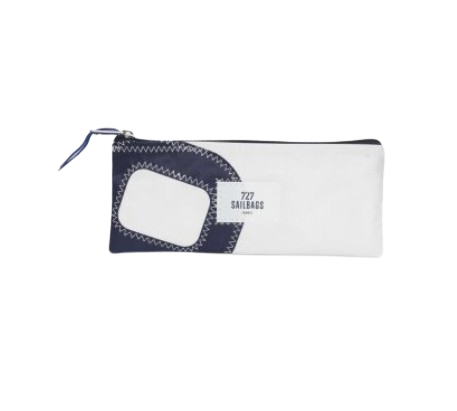 Trousse en voile de bateau upcyclée
