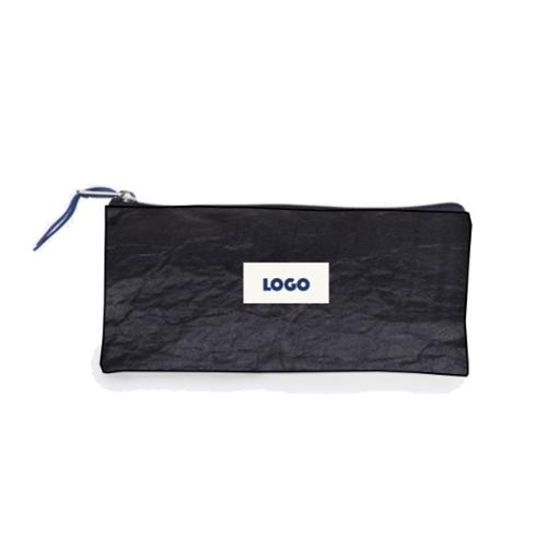 Trousse en voile de bateau upcyclée