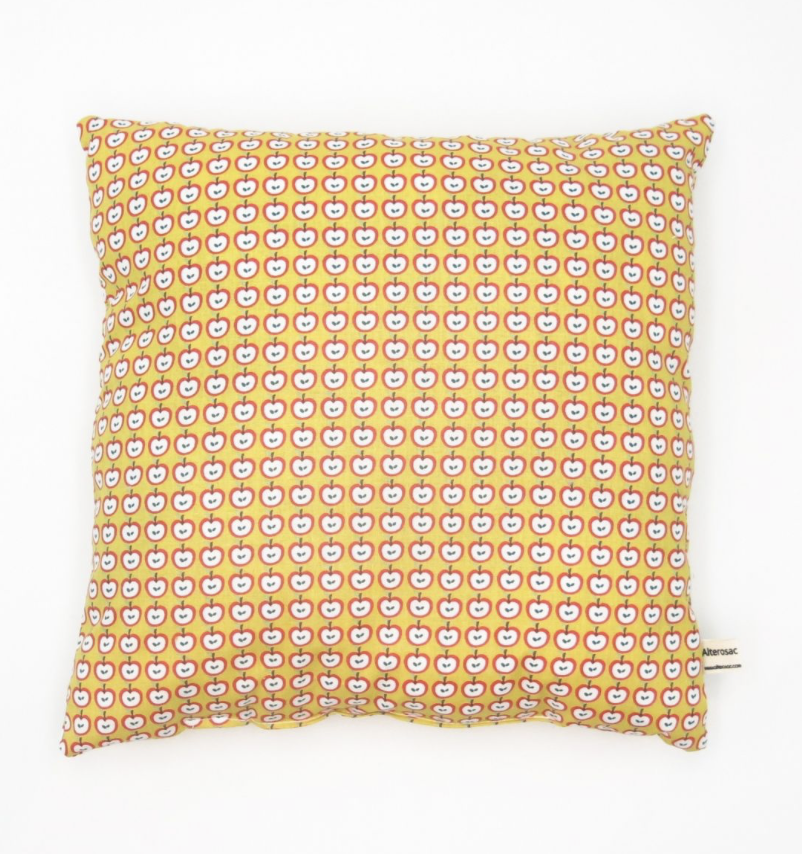 Coussin en coton upcyclé - 3