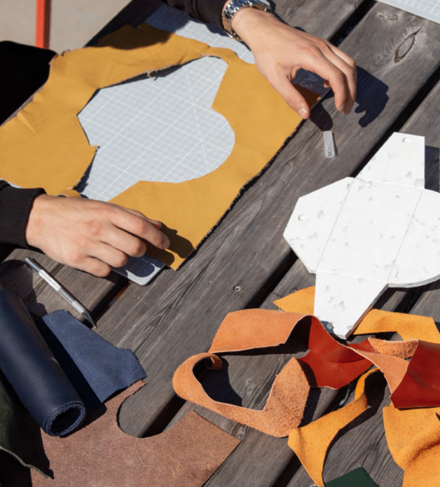 Atelier participatif : fabrication d'objets utiles en cuir revalorisé - Grand Format
